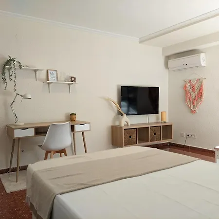 Séjour chez l'habitant Mini Near Valencia *